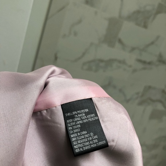 Tahari Blazer + Skirt (12P) - Picture 7 of 16